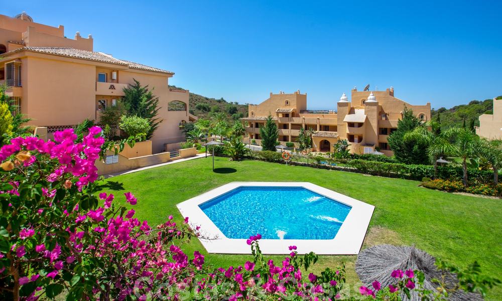 Apartments for sale with sea views and spacious terraces in Elviria, Marbella east 20256