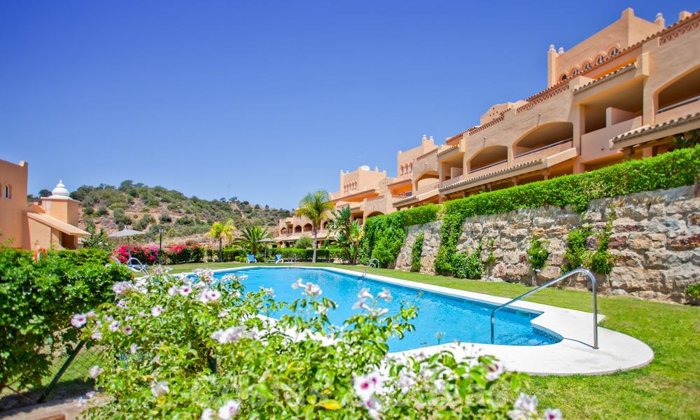 Apartments for sale with sea views and spacious terraces in Elviria, Marbella east 20262