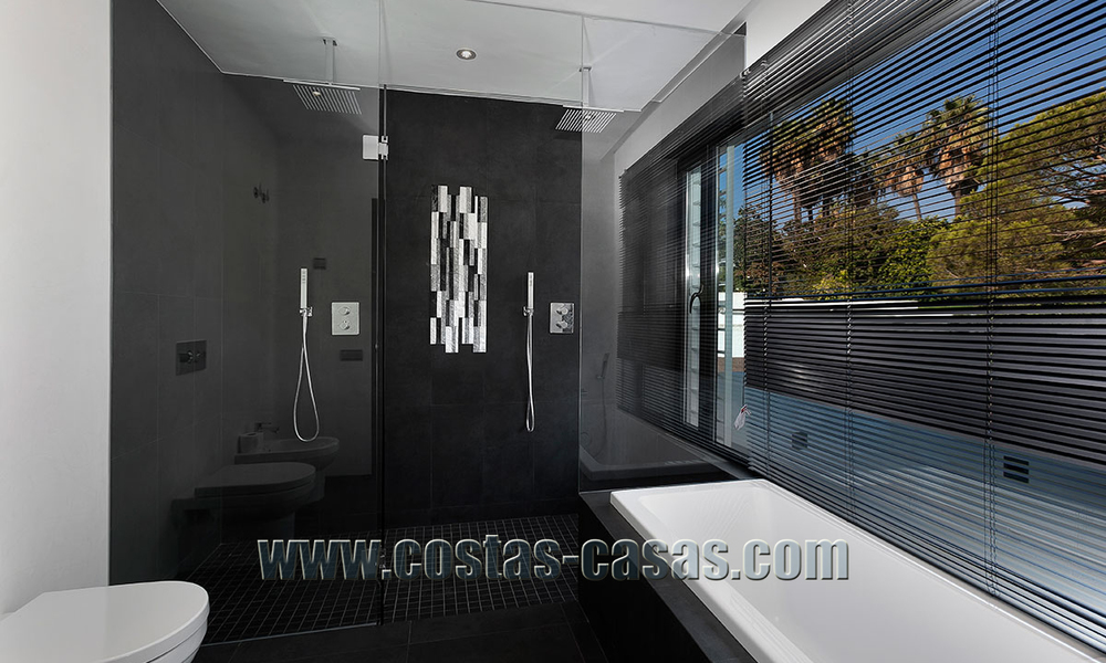 Contemporary Andalusian villa for sale in Nueva Andalucia - Marbella 23387
