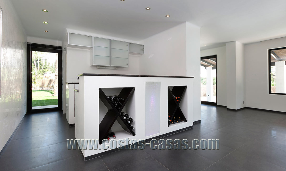 Contemporary Andalusian villa for sale in Nueva Andalucia - Marbella 23406