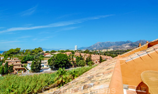 Luxury apartments for sale near the beach in a prestigious complex, just east of Marbella town 22979 