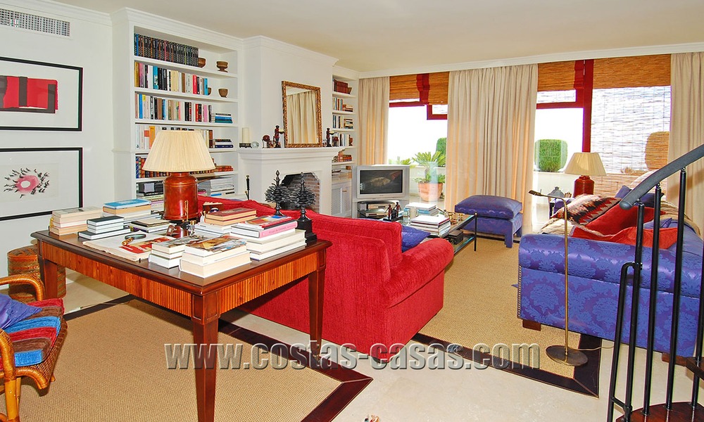Luxury penthouse apartment for sale, beachfront complex, New Golden Mile, Marbella - Estepona 13141